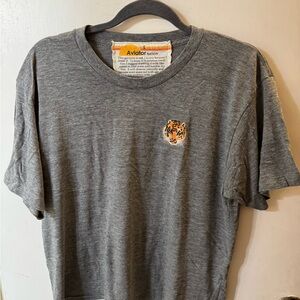 EUC Aviator Nation Gray Boyfriend Cropped Tiger Tee